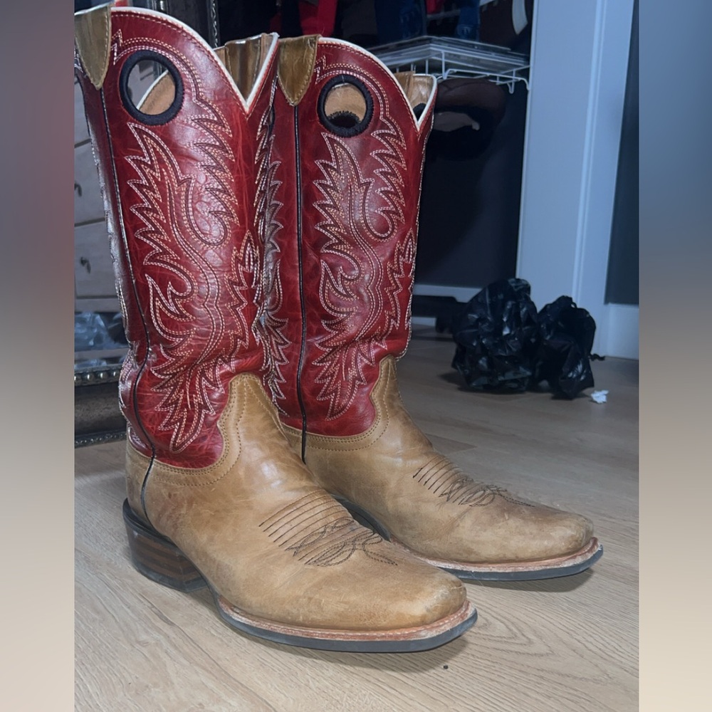 Men’s Ariat Ringer Cowboy Boots